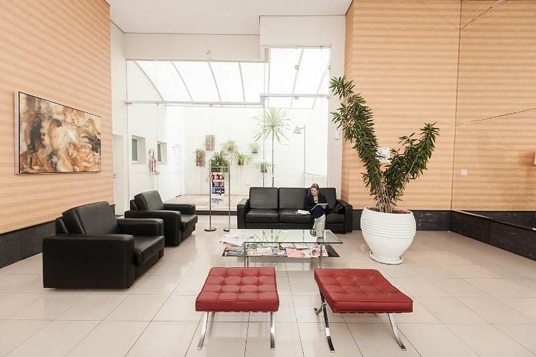 Studio w/ Balcony Steps from Paulista