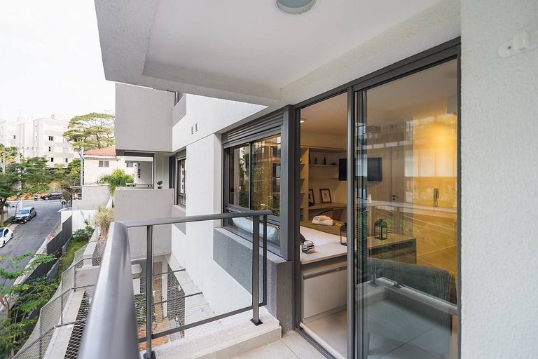 Vila Madalena Studio | garage | balcony | pool