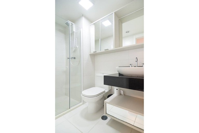 Vila Madalena Studio | garage | balcony | pool
