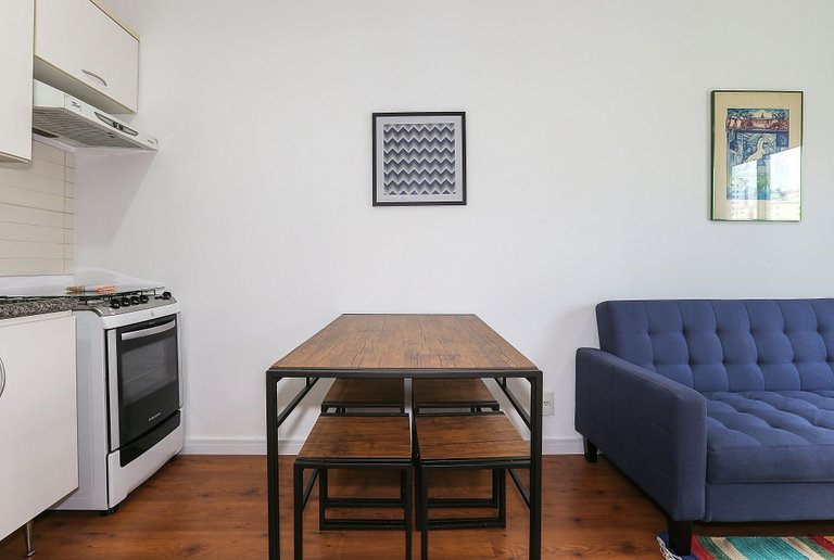 apartament at benedito calixto | garage | pool | AC