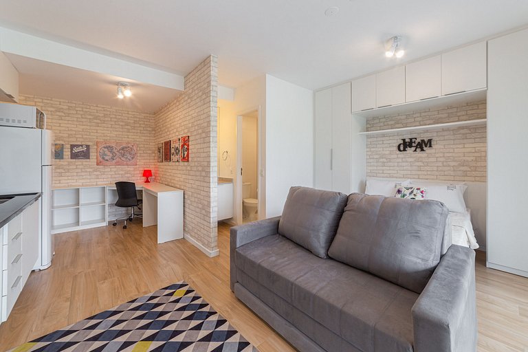 Large and modern studio close to Av Paulista