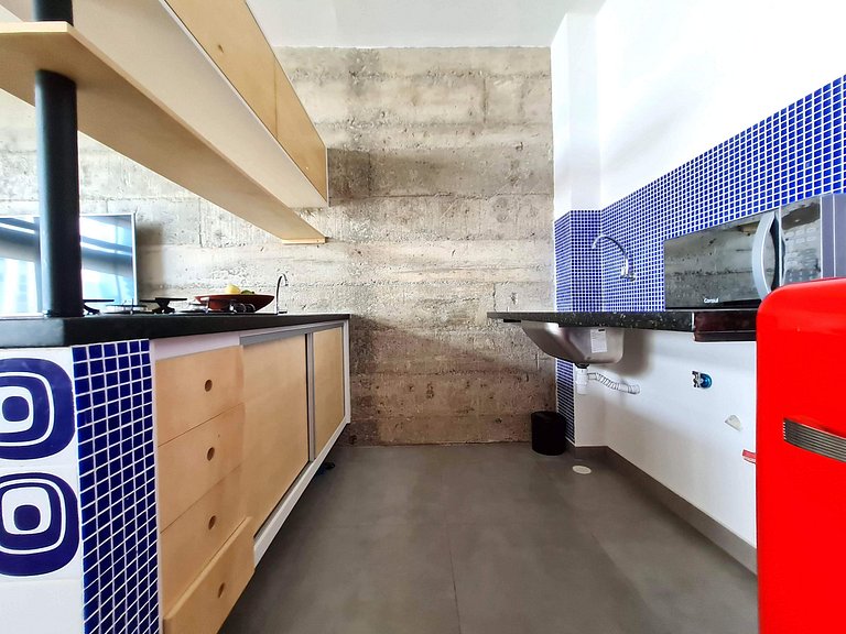 Large studio in the famous Copan Building