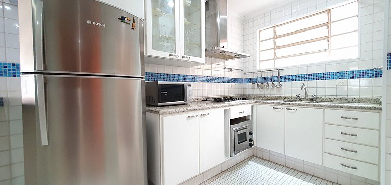 Espaçoso e Charmoso 2 quartos em Pinheiros
