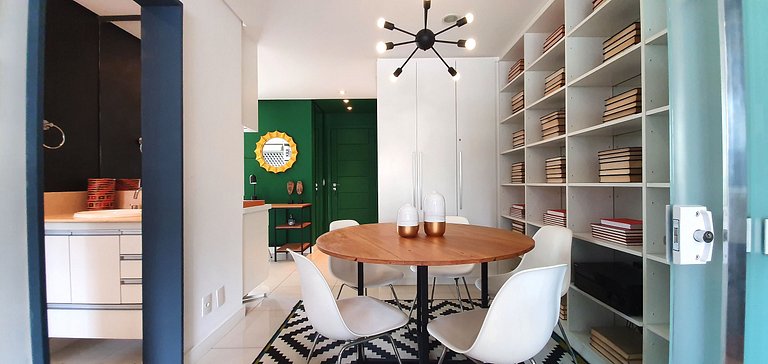 MODERN AND VIBRANT 2 BLOCKS FROM Av PAULISTA