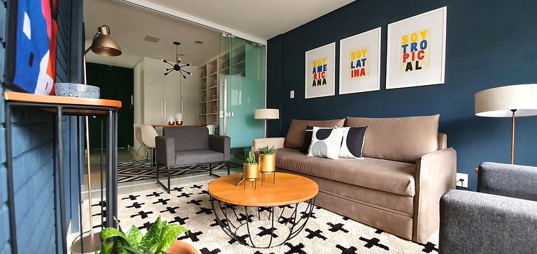 MODERN AND VIBRANT 2 BLOCKS FROM Av PAULISTA