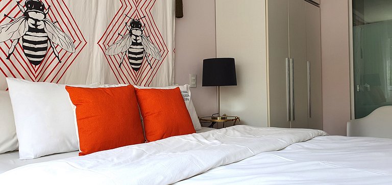 MODERN AND VIBRANT 2 BLOCKS FROM Av PAULISTA