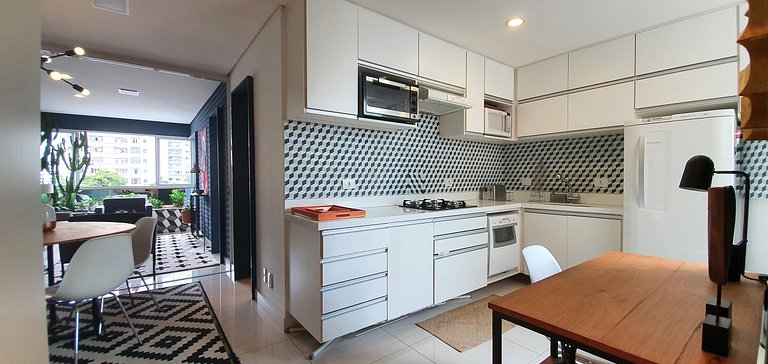 MODERN AND VIBRANT 2 BLOCKS FROM Av PAULISTA