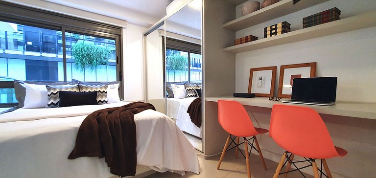 Vila Madalena Studio | garage | balcony | pool
