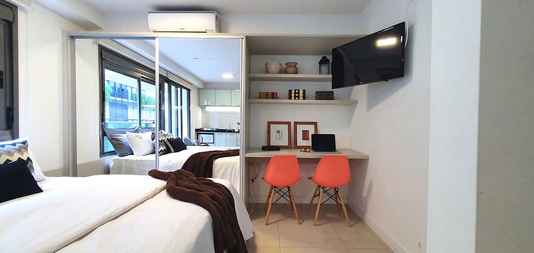 Vila Madalena Studio | garage | balcony | pool