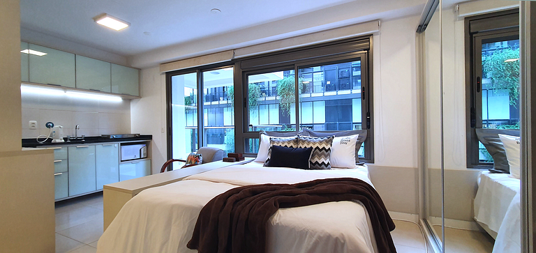 Vila Madalena Studio | garage | balcony | pool