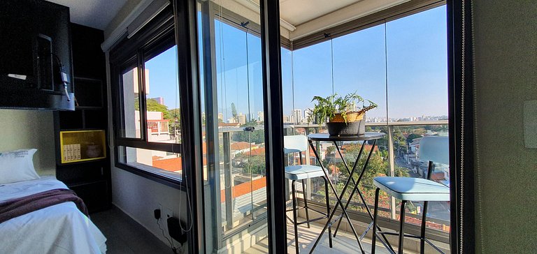 Apartamento decorado com vista
