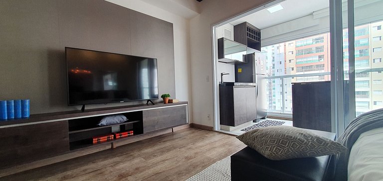 Design Studio on Augusta w/ Garage & Pool