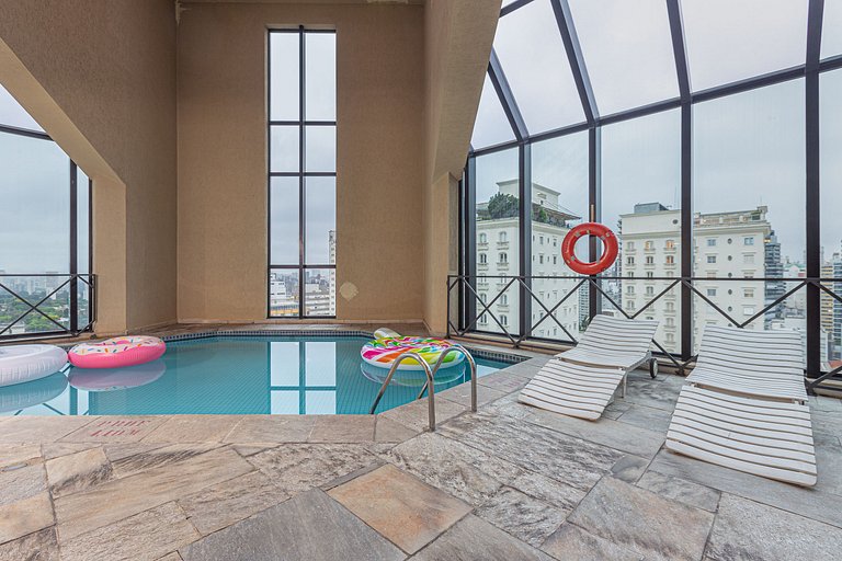 Retro Flat in Jardins w/ Garage & Pool