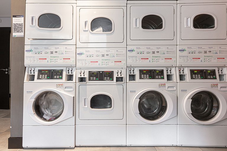 Studio moderno na Augusta com AC e academia