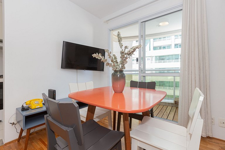 Beautiful 2 bedroom with great location