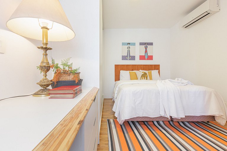 Beautiful 2 bedroom with great location