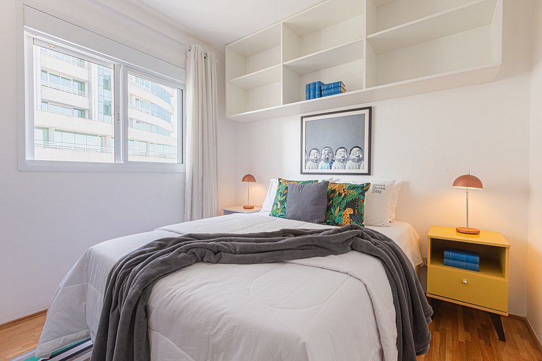 Beautiful 2 bedroom with great location