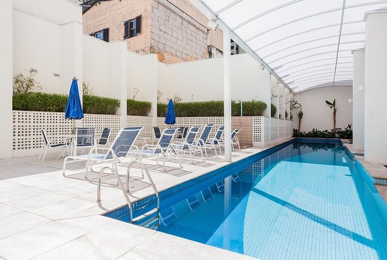 Apt close to Paulista Ave. AC & balcony on 13th F