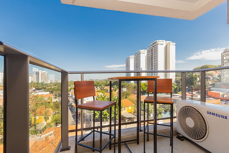 Estúdio Vila Madalena | Garagem | Piscina | Vista