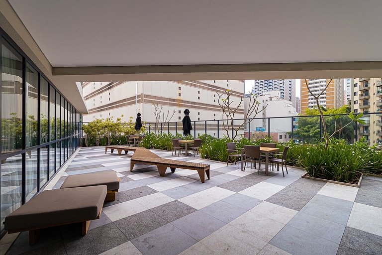 Near Paulista and Sirio Libanes with swimming pool