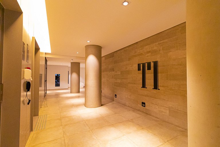 Near Paulista and Sirio Libanes with swimming pool