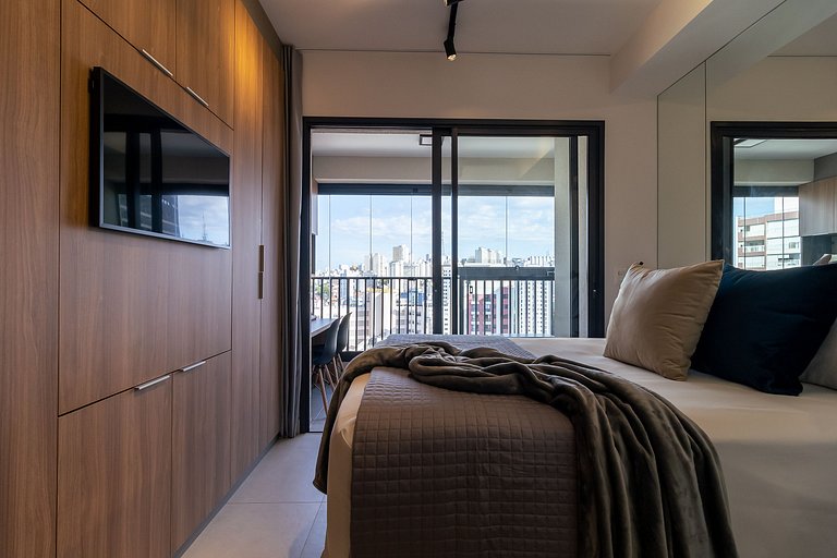 Proximo Paulista e Sirio Libanes com piscina