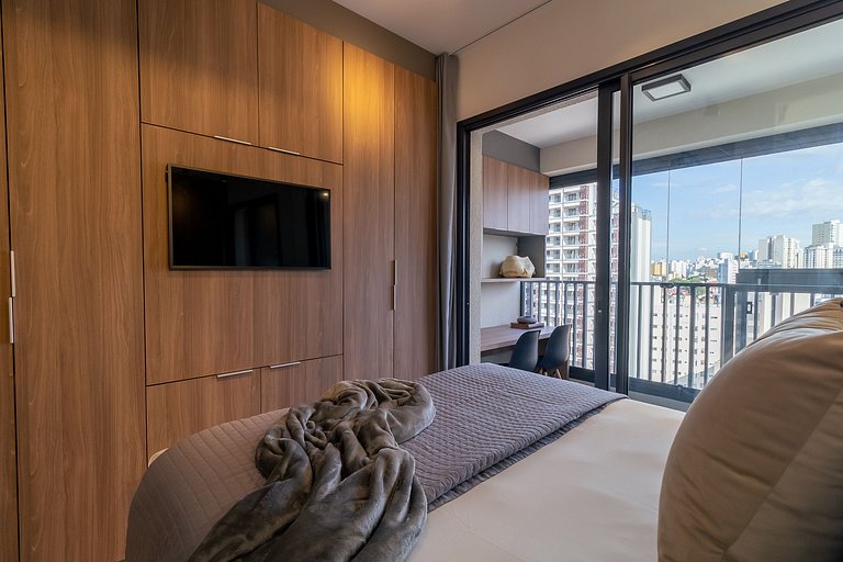 Proximo Paulista e Sirio Libanes com piscina