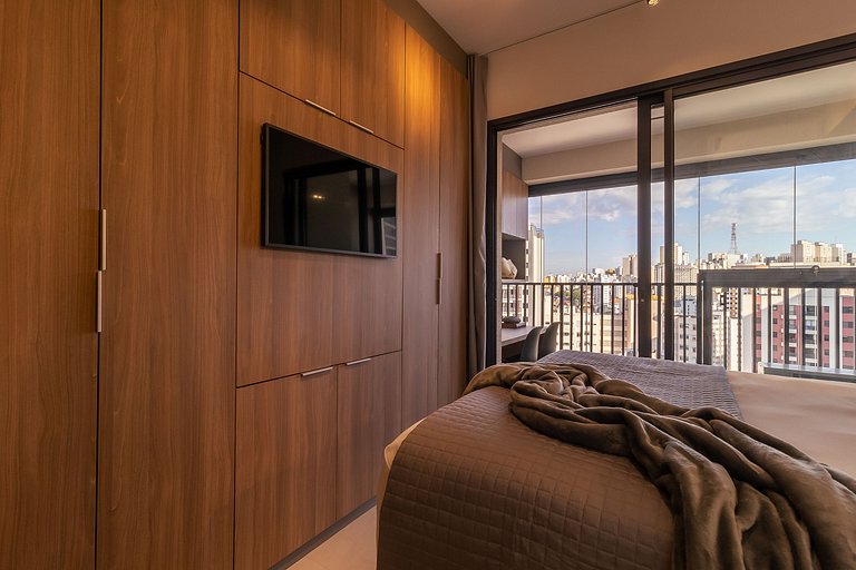 Proximo Paulista e Sirio Libanes com piscina