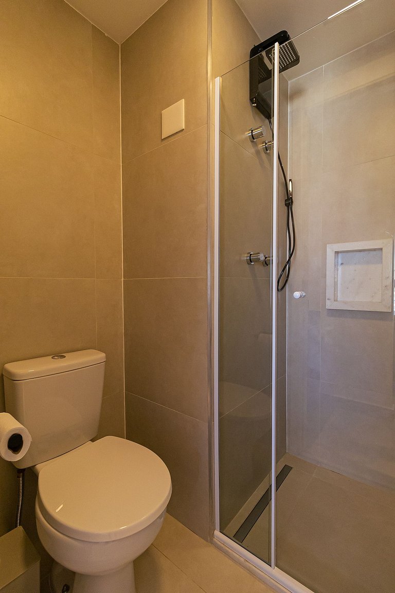 Proximo Paulista e Sirio Libanes com piscina