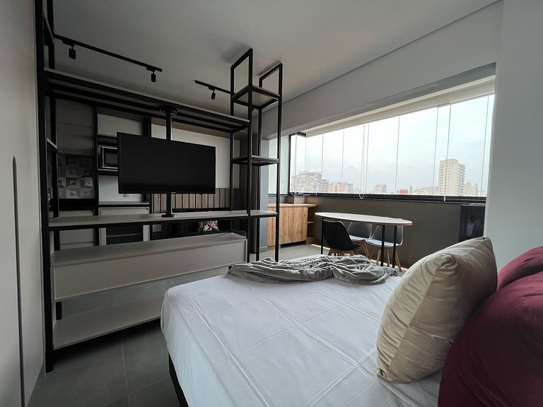 Design Studio in Pinheiros w/ Garage & Pool