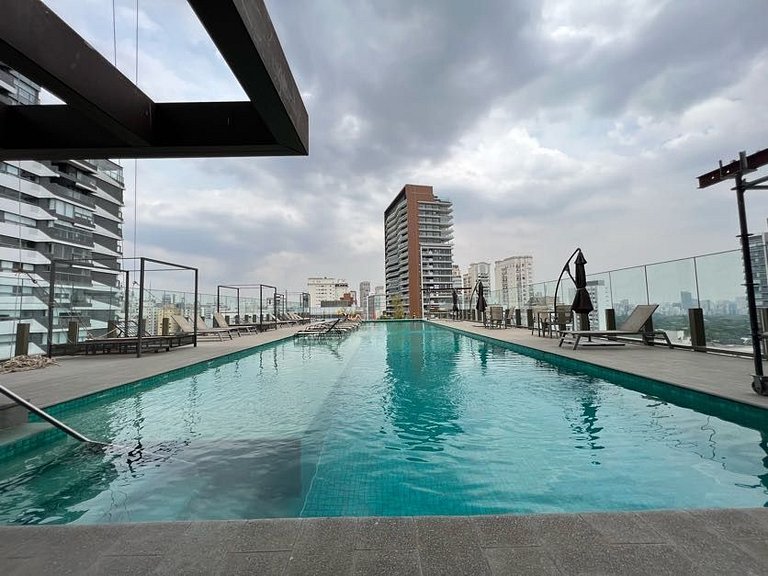 Studio Design em Pinheiros c/ Garagem e Piscina