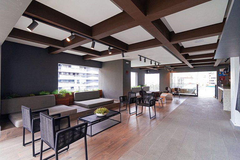 Studio Design em Pinheiros c/ Garagem e Piscina