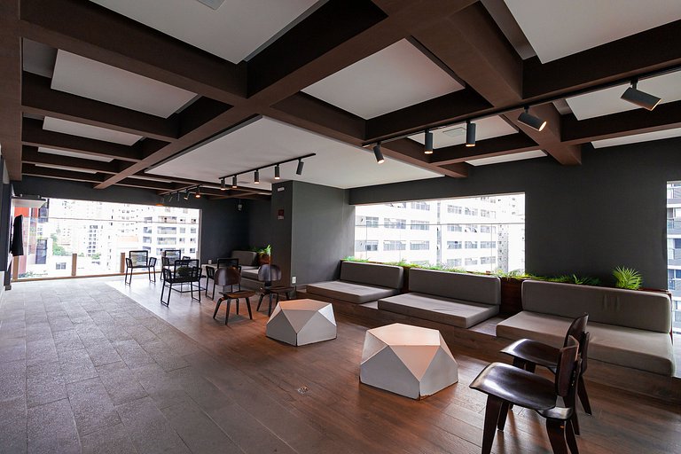 Studio Design em Pinheiros c/ Garagem e Piscina