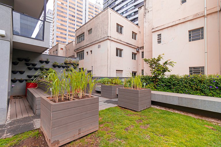 Studio Design em Pinheiros c/ Garagem e Piscina