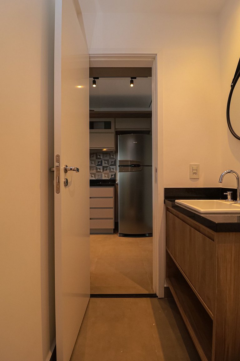 Studio Design em Pinheiros c/ Piscina e Garagem