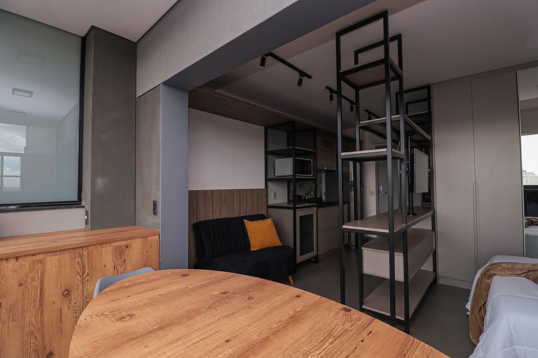 Studio Design em Pinheiros c/ Piscina e Garagem