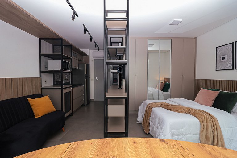 Studio Design em Pinheiros c/ Piscina e Garagem
