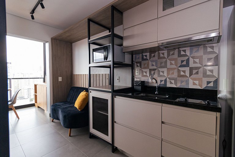 Studio industrial no coração de Pinheiros com área de lazer
