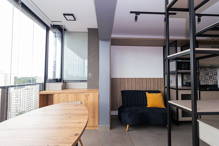 Studio Design em Pinheiros c/ Piscina e Garagem