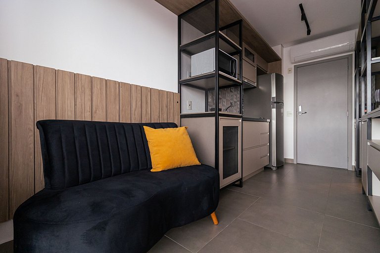 Studio industrial no coração de Pinheiros com área de lazer