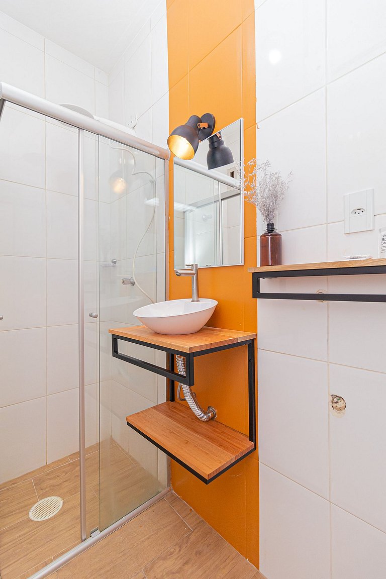 Copan 30th floor | 200mbps | Air conditioning