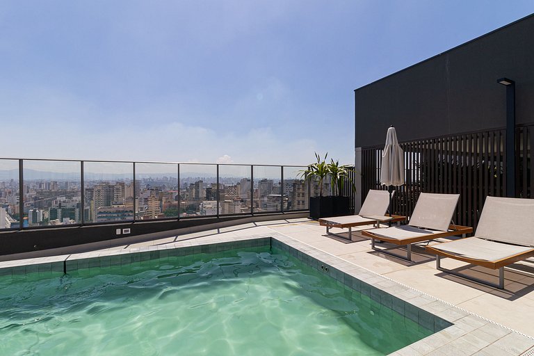 Studio autoral na República • Piscina rooftop