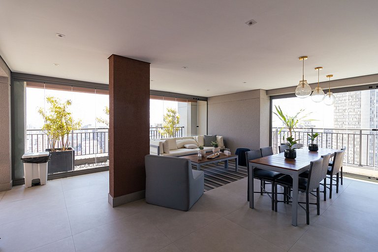 Authorial studio in República + rooftop pool