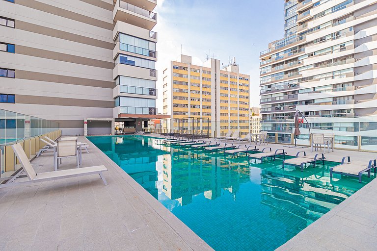 Studio Design em Pinheiros c/ Piscina e Garagem