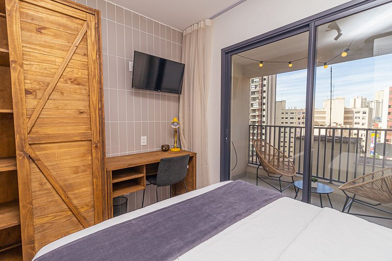Prox. AV. Paulista e Sirio Libanes | piscina | AC