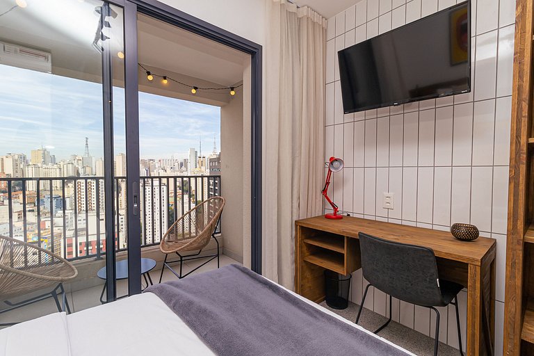 Prox. AV. Paulista e Sirio Libanes | piscina | AC