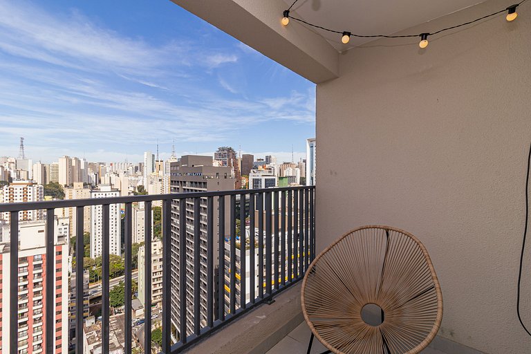 Prox. AV. Paulista e Sirio Libanes | piscina | AC