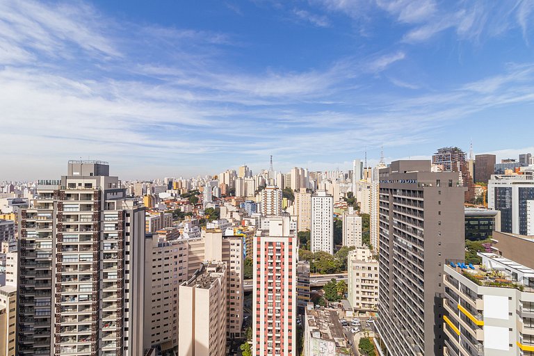 Next AV. Paulista and Sirio Libanes | pool | AC