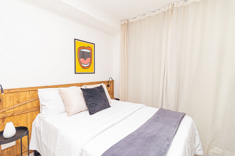 Prox. AV. Paulista e Sirio Libanes | piscina | AC