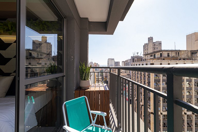 Authorial studio in República + rooftop pool